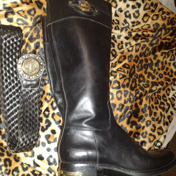 Black Leather Boots and Belt Set - Picture 1 of 12